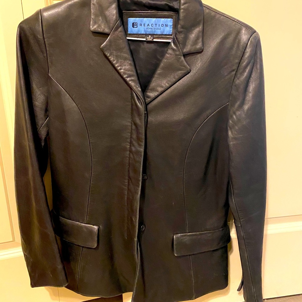 Women’s Kenneth Cole genuine leather jacket